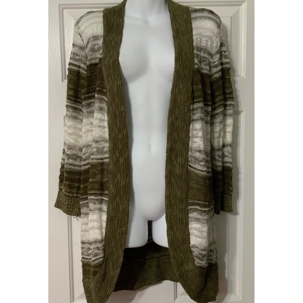 DRESS BARN LONG SWEATER GREEN AND CREAM NWT